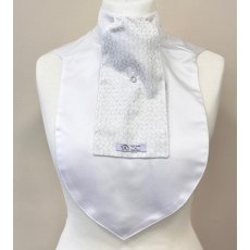 EJS-51 Hamburg White Stock & Bib