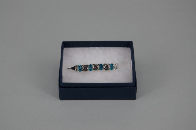 Equi-Jewel by Emily Galtry Stock Pin - 6mm & 3mm Clear with 3mm Acid Blue Jewels
