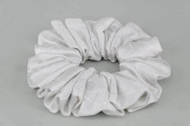 Equi-Jewel by Emily Galtry EJS-50 Amsterdam White Scrunchie