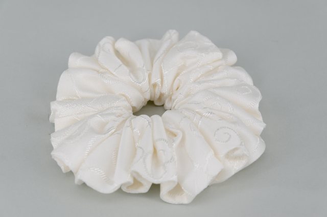 Equi-Jewel by Emily Galtry EJS-56 Darwen Ivory Scrunchie