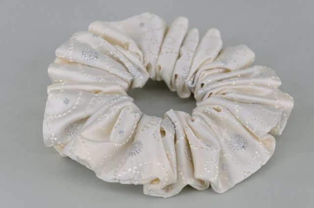 Equi-Jewel by Emily Galtry EJS-62 Amsterdam Champagne Scrunchie