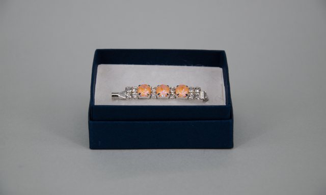 Equi-Jewel by Emily Galtry Stock Pin - 6mm Peach DeLite Crystals with 3mm Clear Jewels